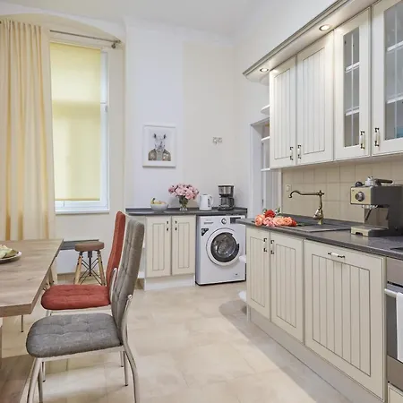 Anglicka 138 Apartment *